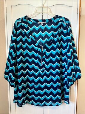 NY Collection Navy & Teal Chevron Zip-Front Blouse
